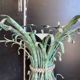 Console vintage en metal patiné feuilles de roseau