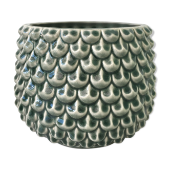Pot cover slurry pine cone