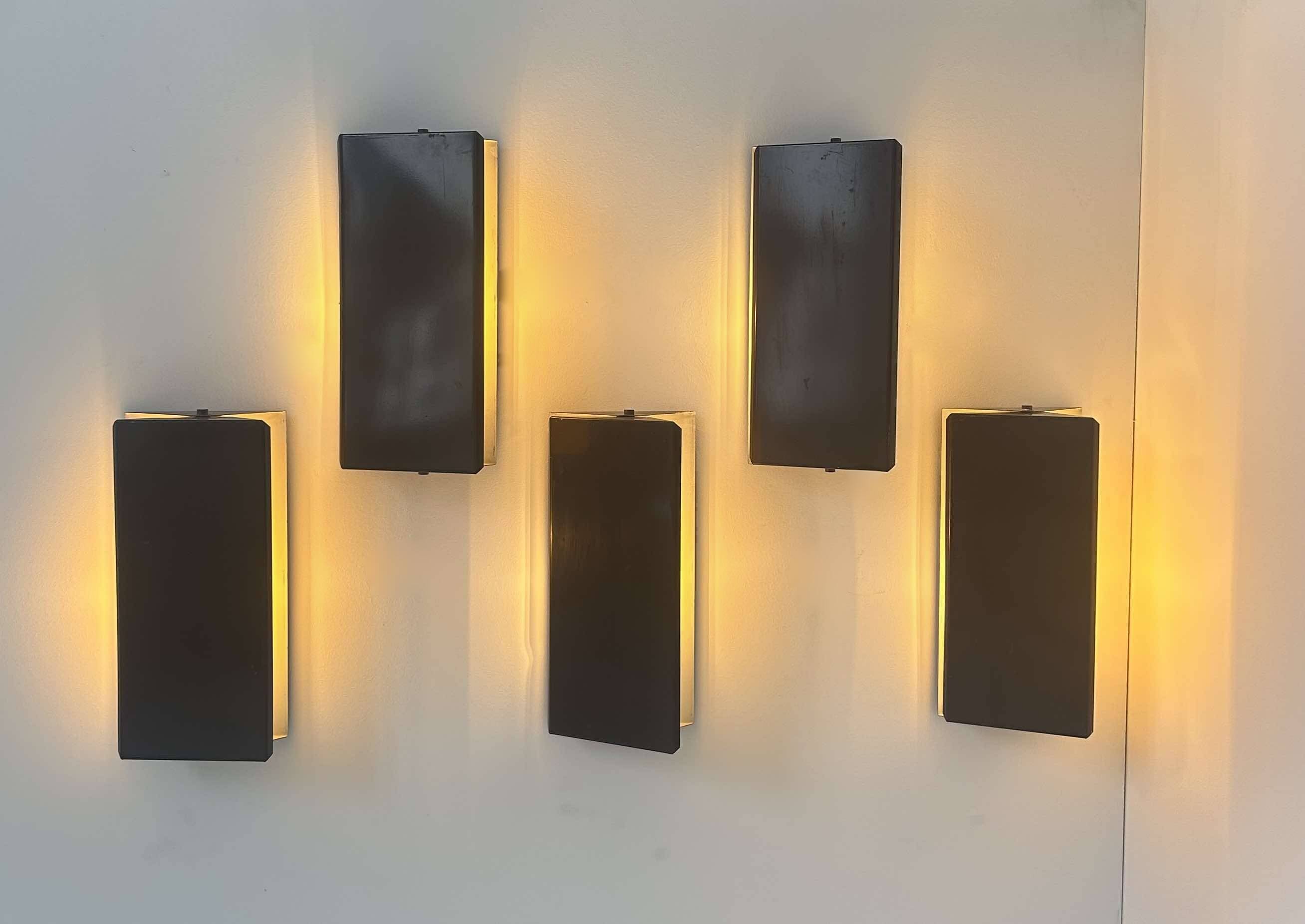 Set of 5 vintage shuttered wall lights, brown, France 1970