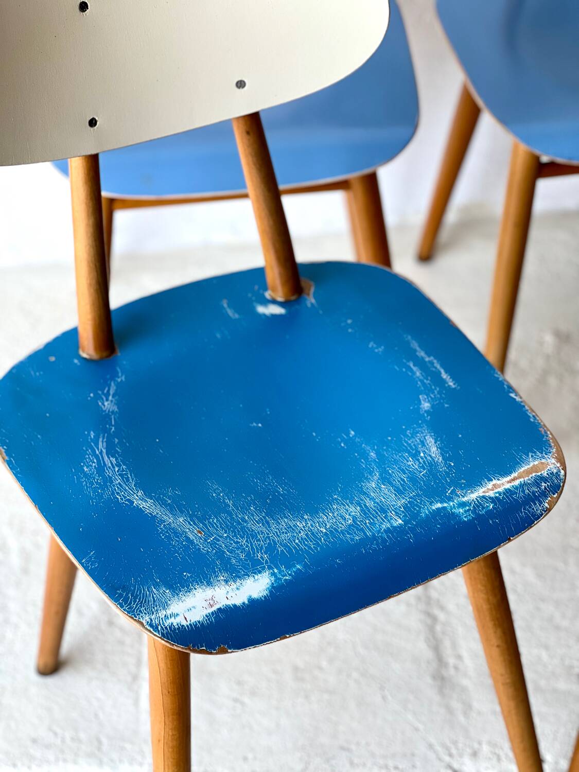 Chaises de salle à manger par TON