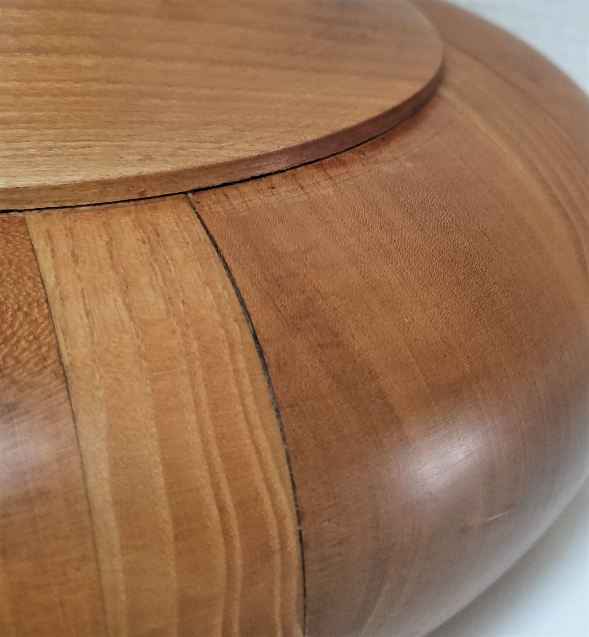 Solid wood lamp foot circular design 90s