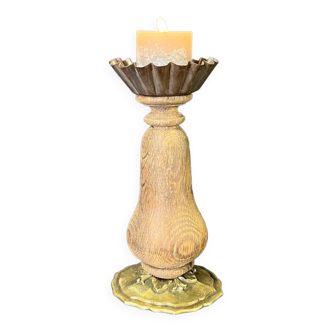 Old oak candle holder with bronze base