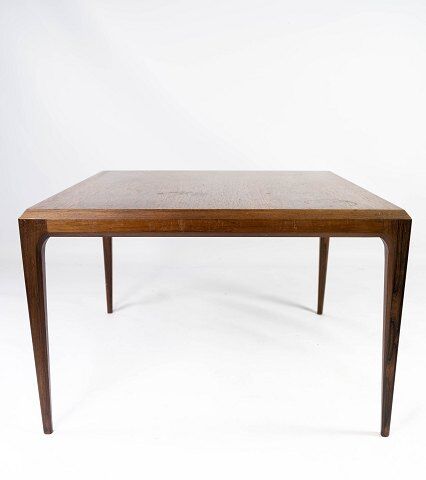 Coffee table in rosewood designed by Johannes Andersen and manufactured by Silkeborg Furniture