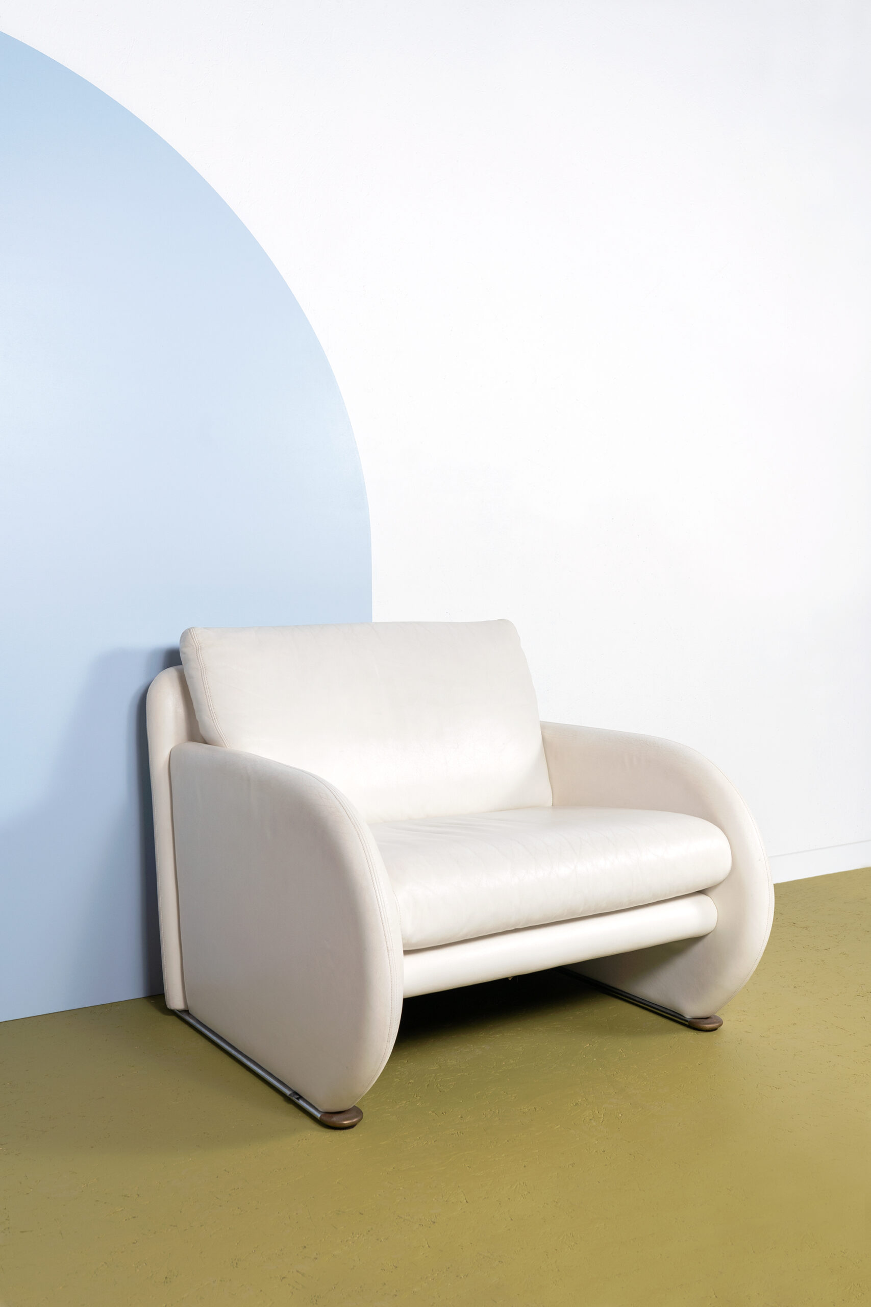 Postmodern white leather armchair by Jan Armgardt for Leolux