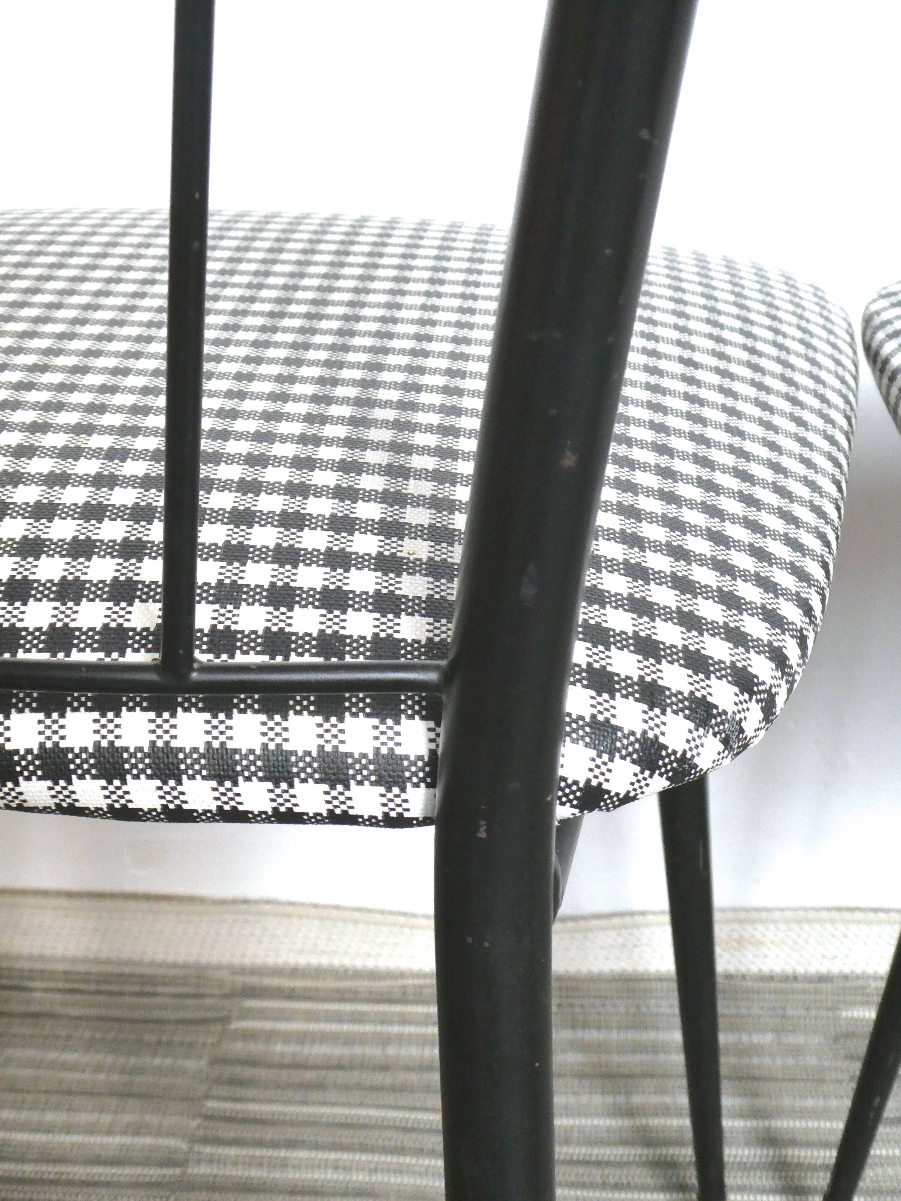 Paire de chaises Colette Gueden pied de poule années 50
