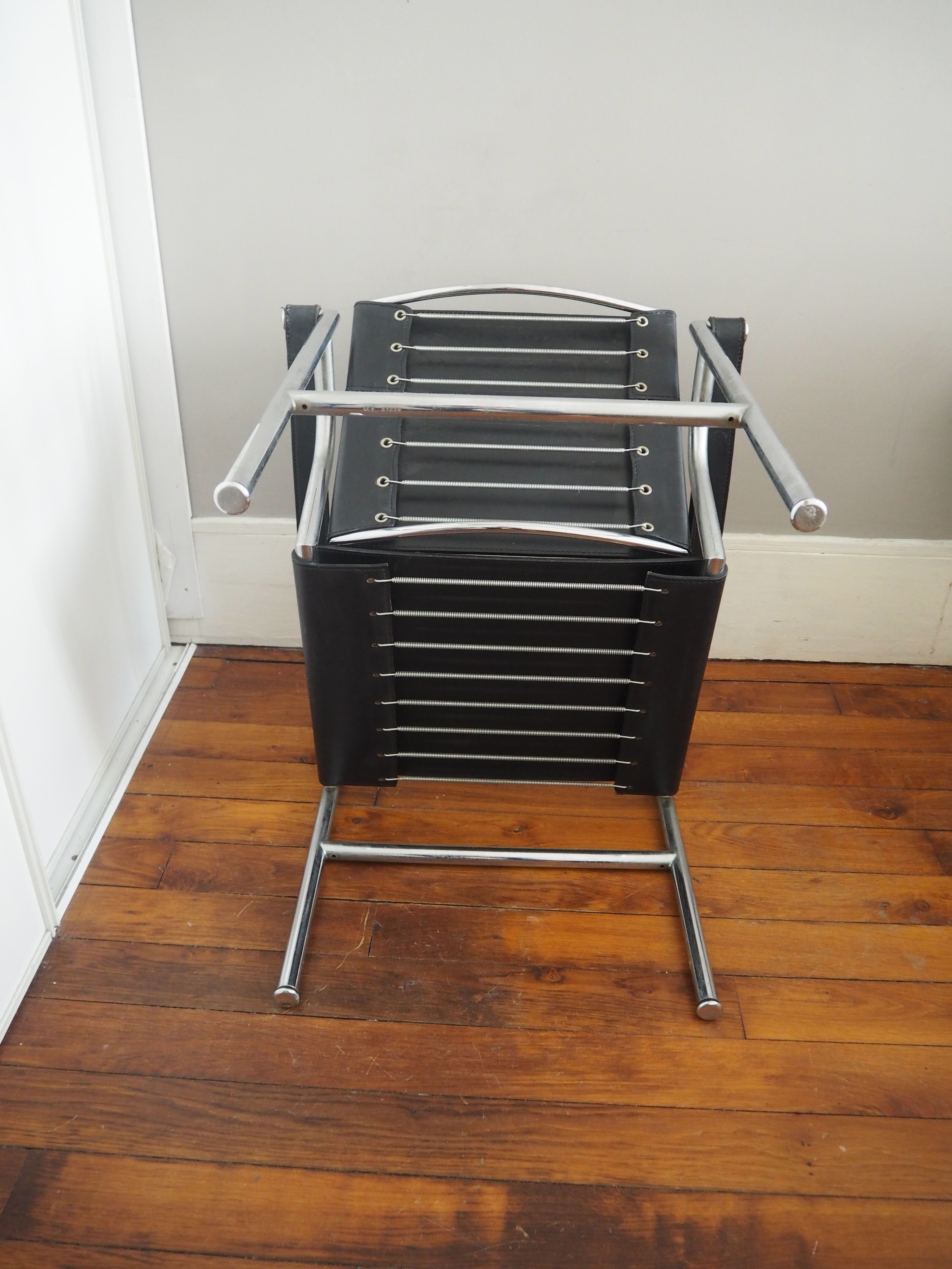 Paire de fauteuils LC1 par Le Corbusier