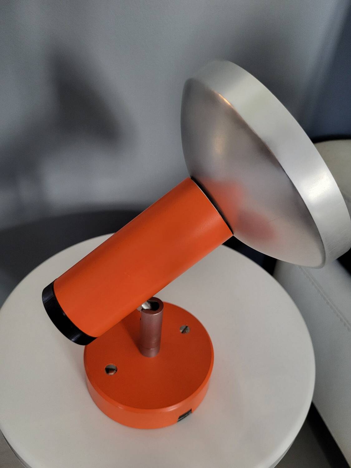 Philips orange spotlights