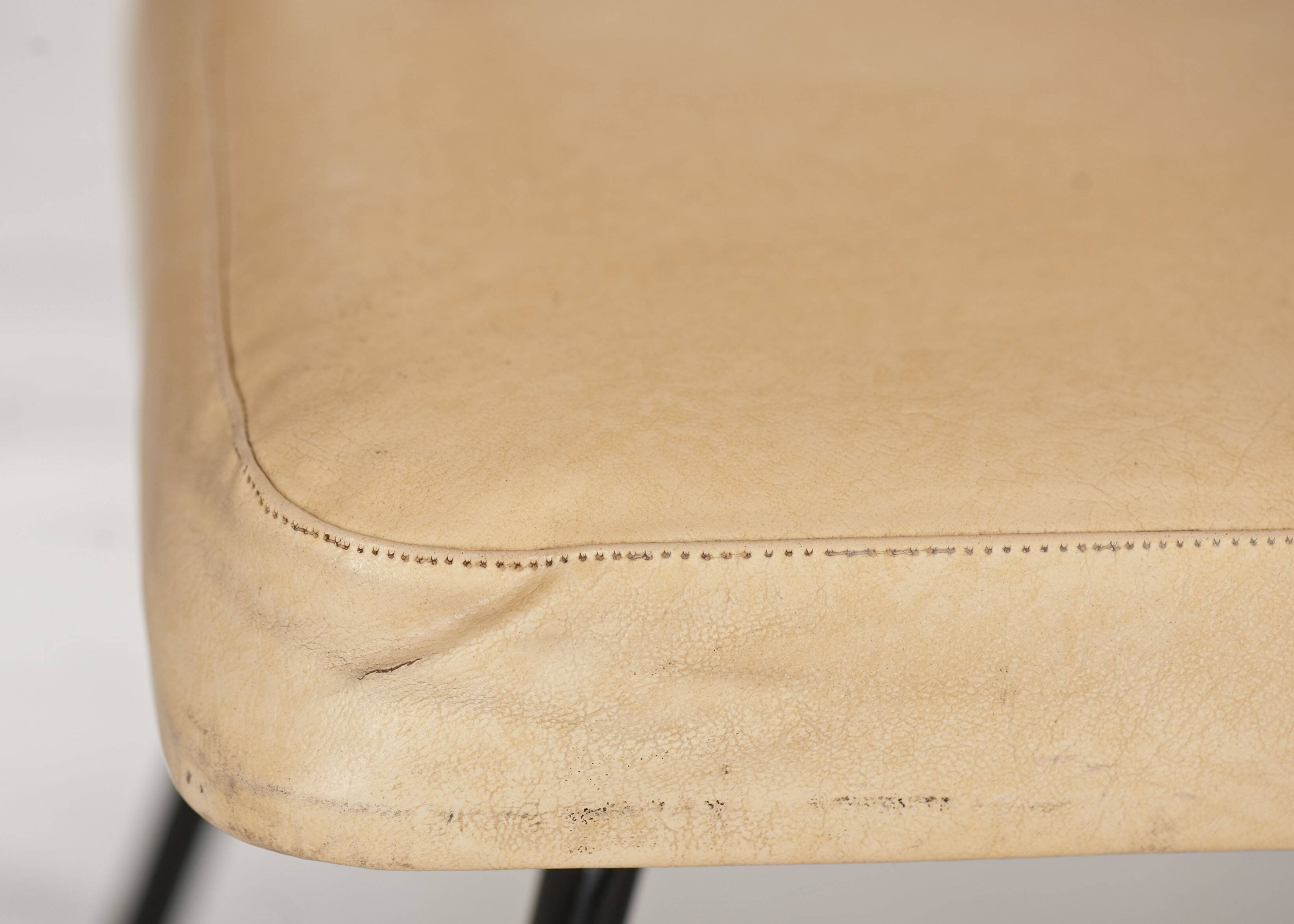 Set of 4 chairs by André Simard, Airborne, 1950