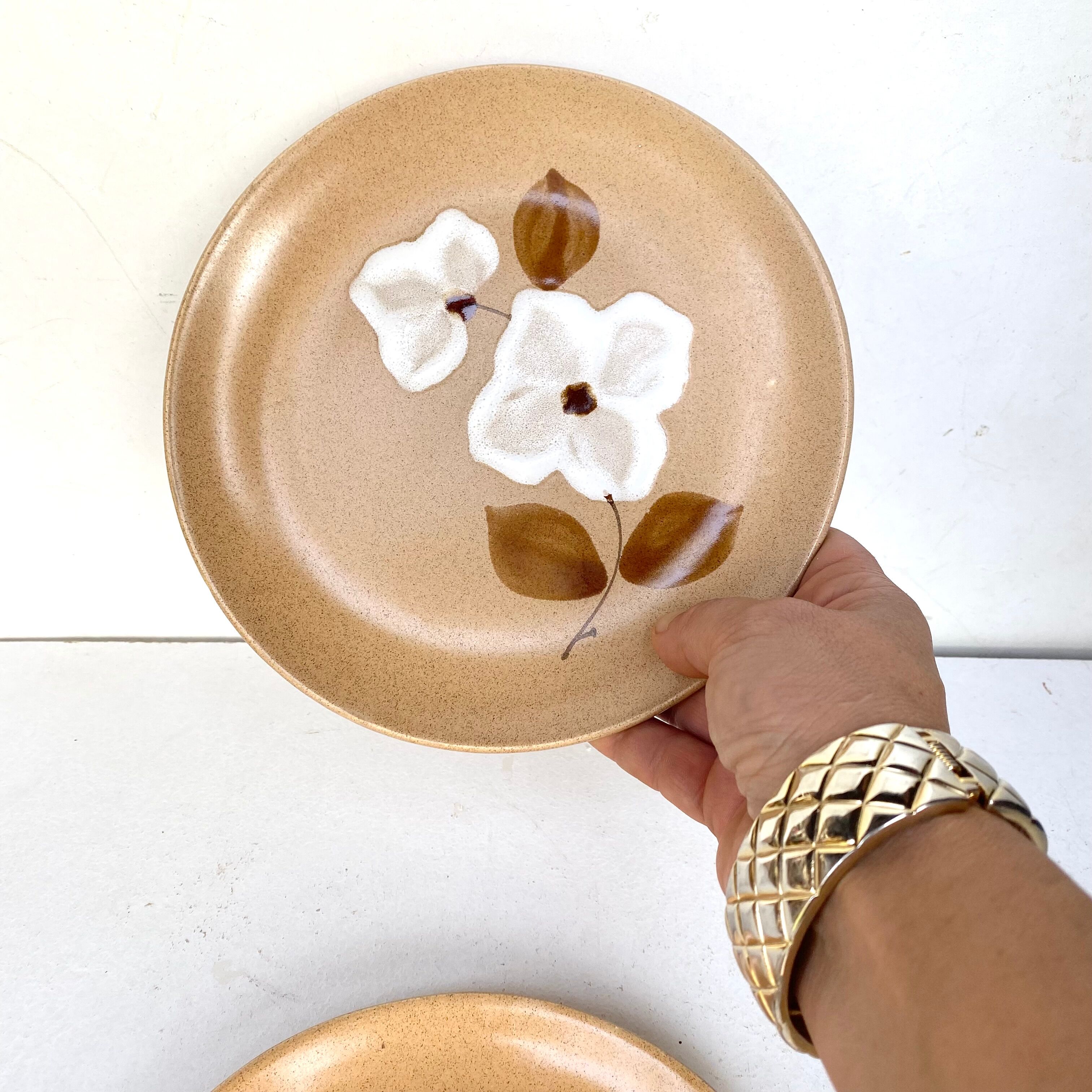 Stoneware dessert plates
