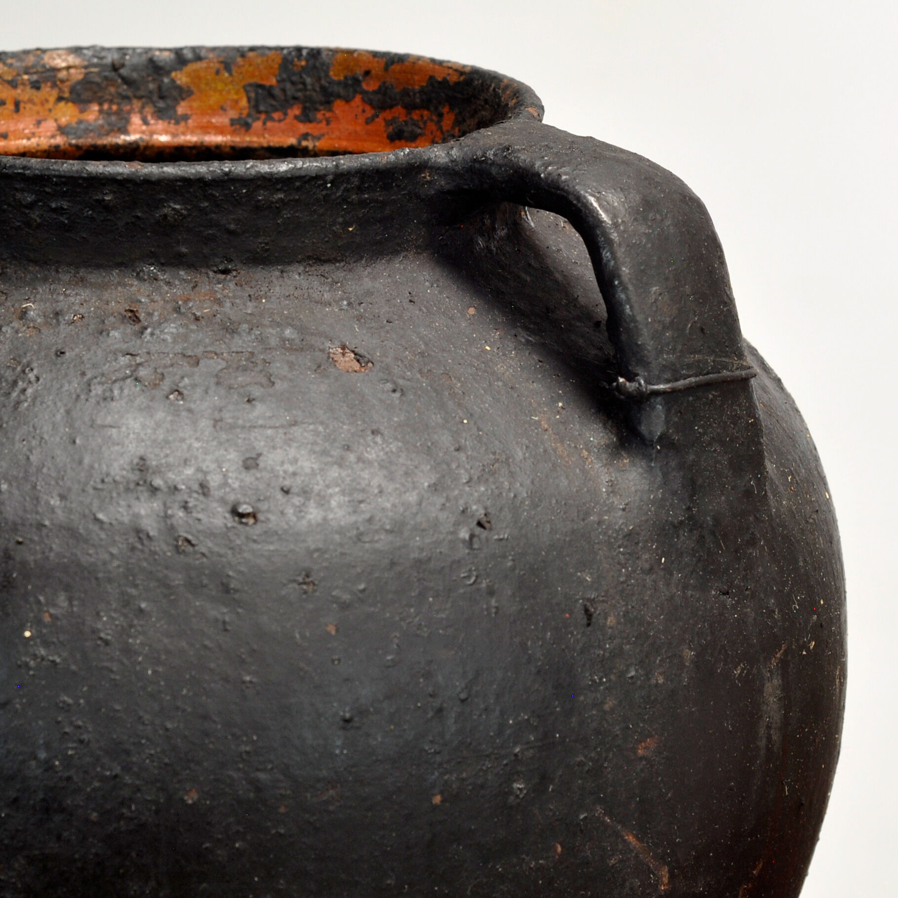 Pot en terre cuite antique de Moldavie, vers 1850