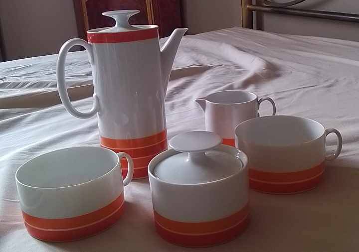 Vintage breakfast set (70s)
