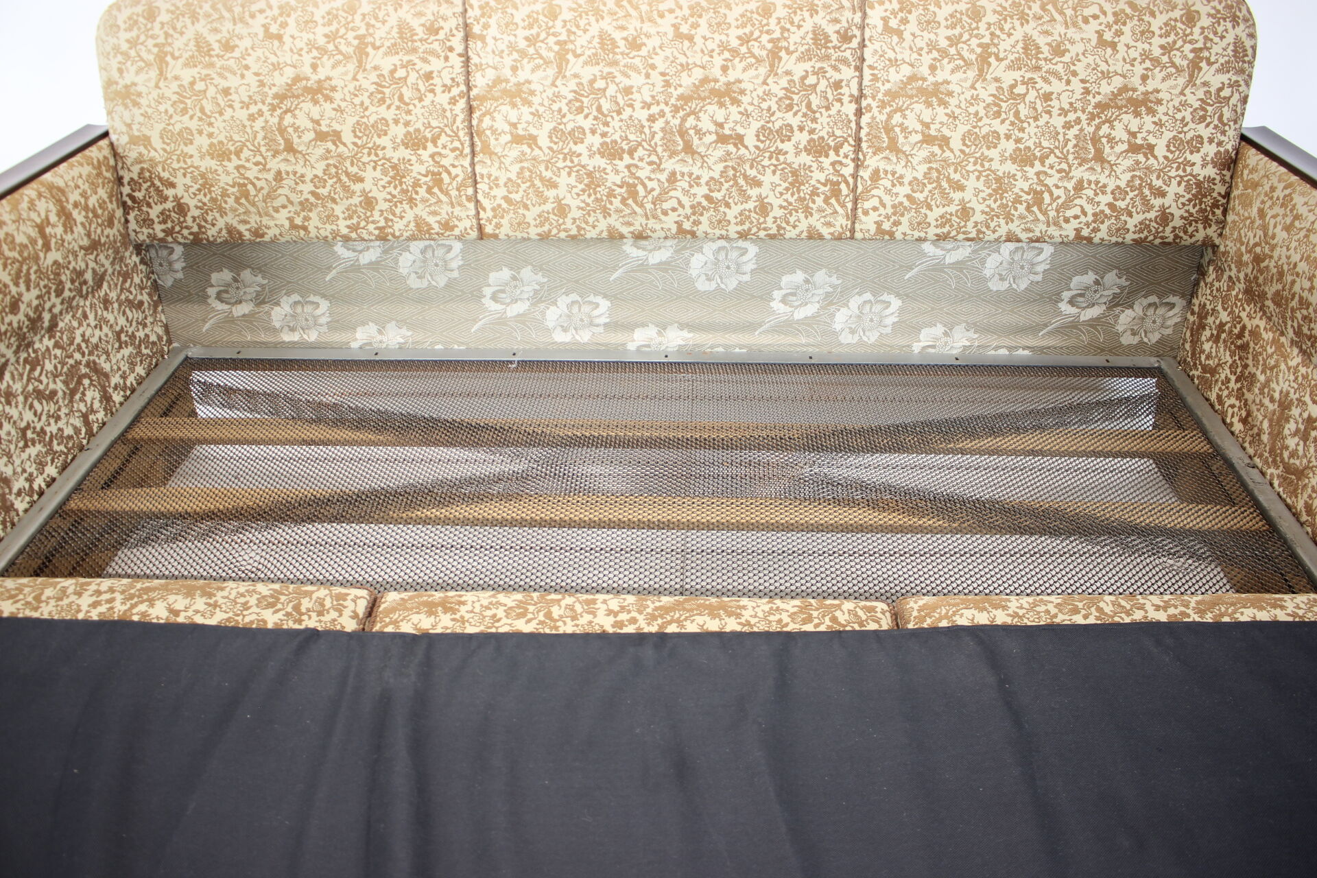 Art deco three-seater sofa designed by Jindřich Halabala, 1930's.