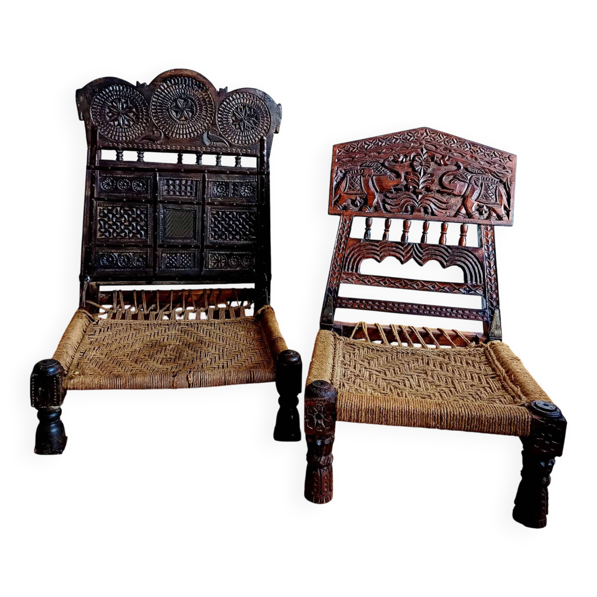 Paire de chaises basses traditionnelles, Indonésie
