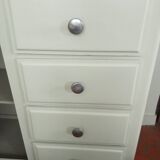 Asymmetrical wardrobe