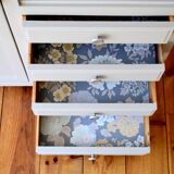 Asymmetrical cabinet