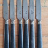 Set of 6 knives in bakelite and forged steel