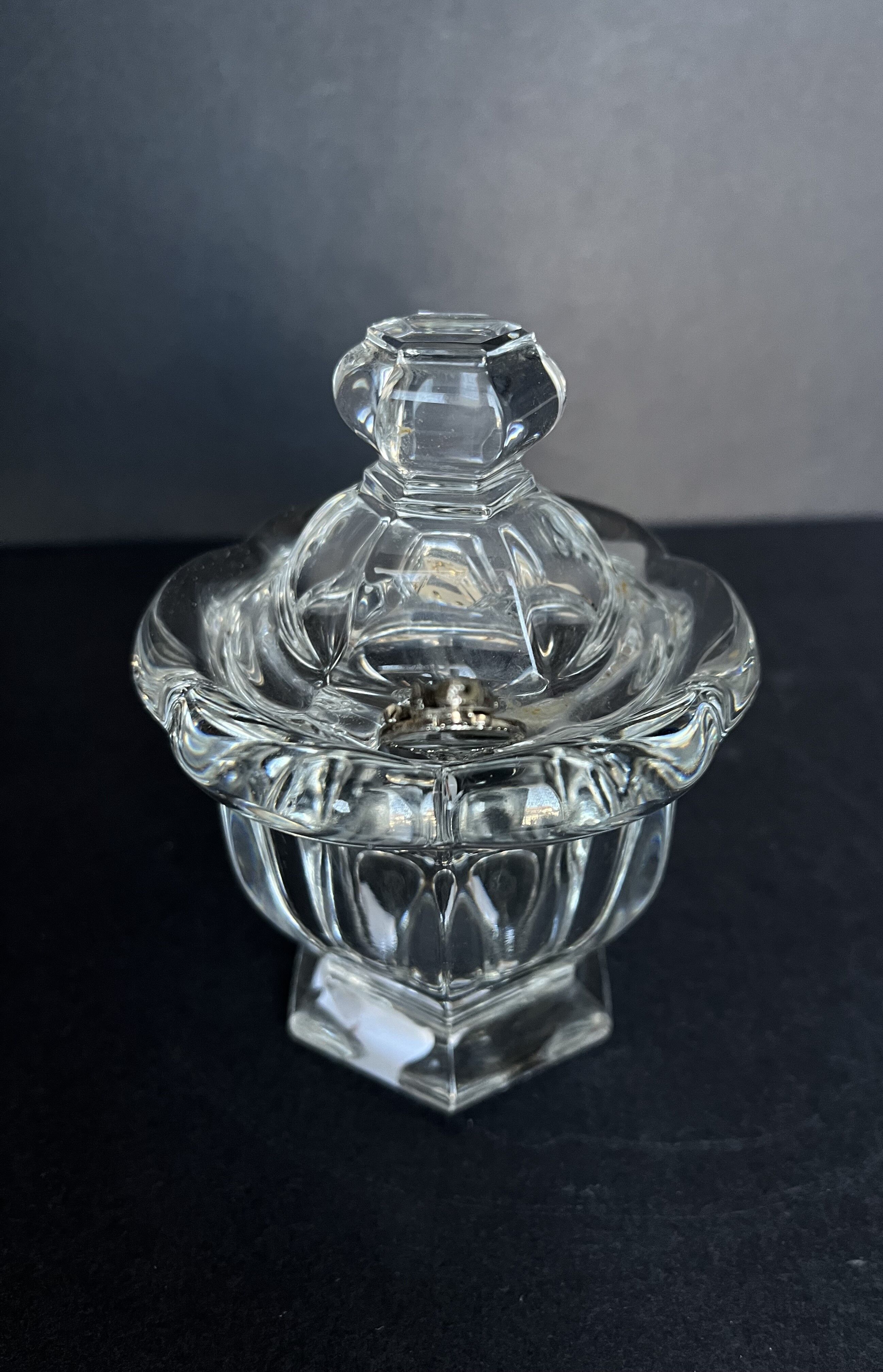 Moutardier en cristal de Baccarat