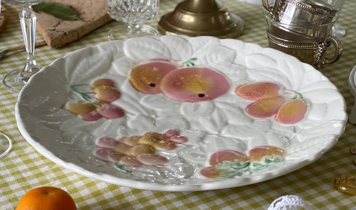 9 dessert plates and 1 barbotine dish from Sarreguemines