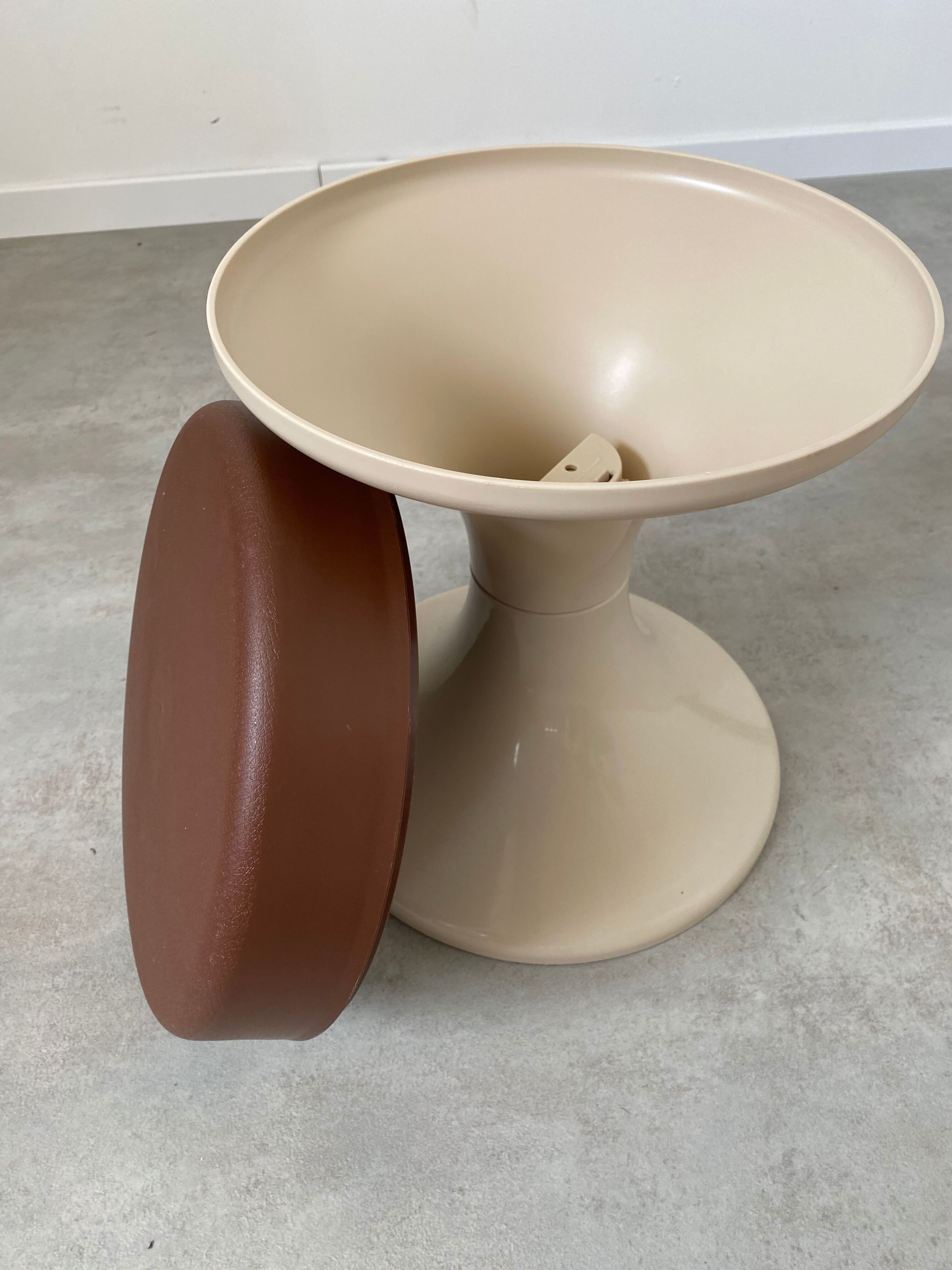 Old vintage plastic tulip stool 1970