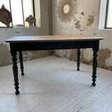 Farm bistro table in oak