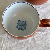 2 very and earthenware coffee cups