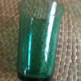 Series of 7 green glasses