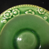 Bowl or empty pocket in green porcelain