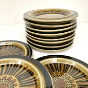 12 assiettes à dessert en ceramique vintage Kosmos Arabia