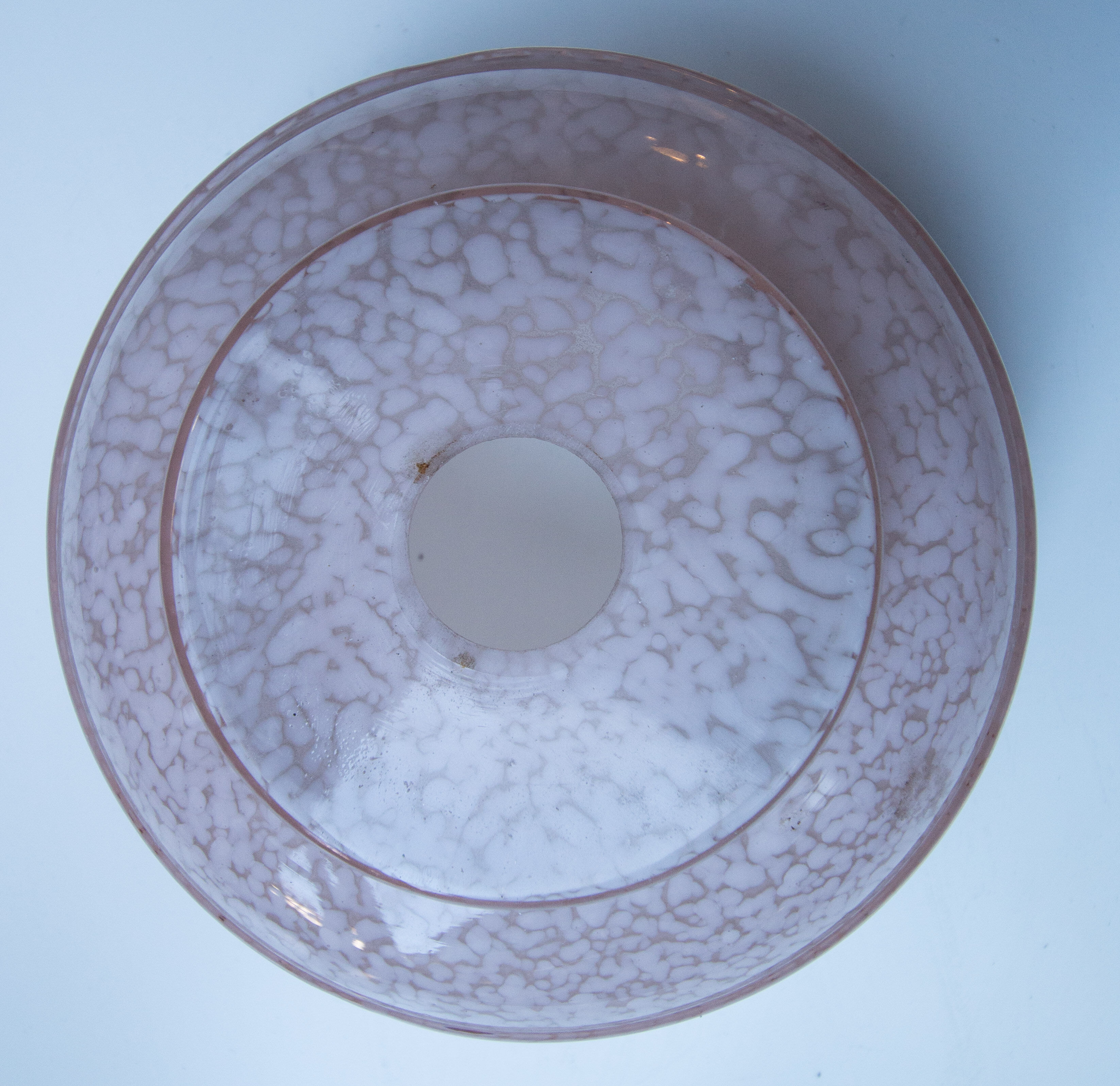 Hanging in opaline rose of the Cristallerie de Clichy