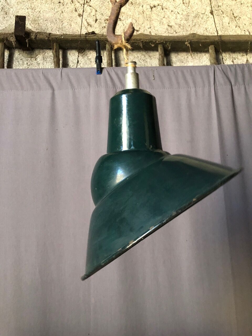 Light industrial workshop green-white