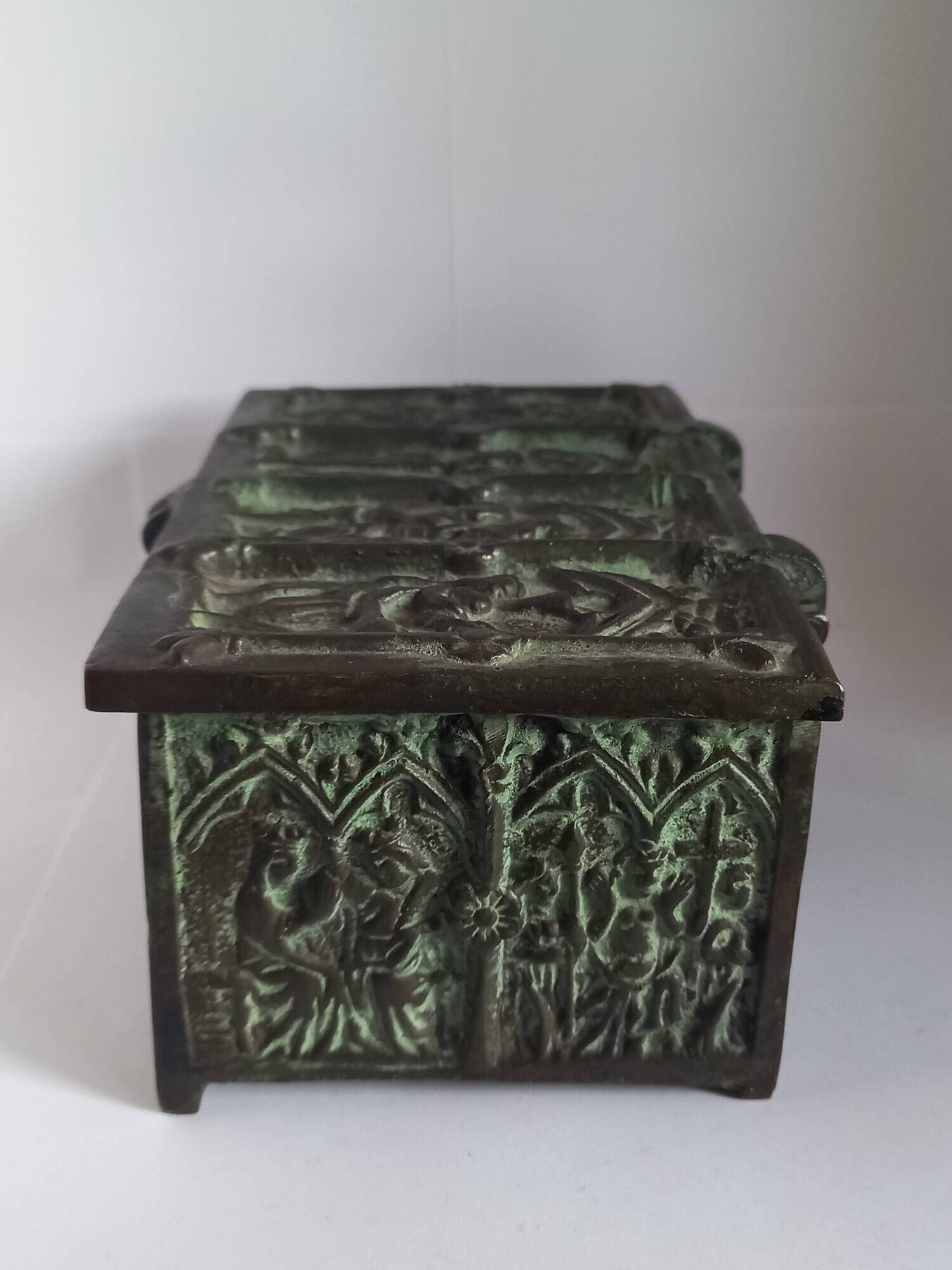 Coffret Reliquaire En Bronze Patiné Style Gothique - époque 19ème Siècle - Origine France - Très Bon état