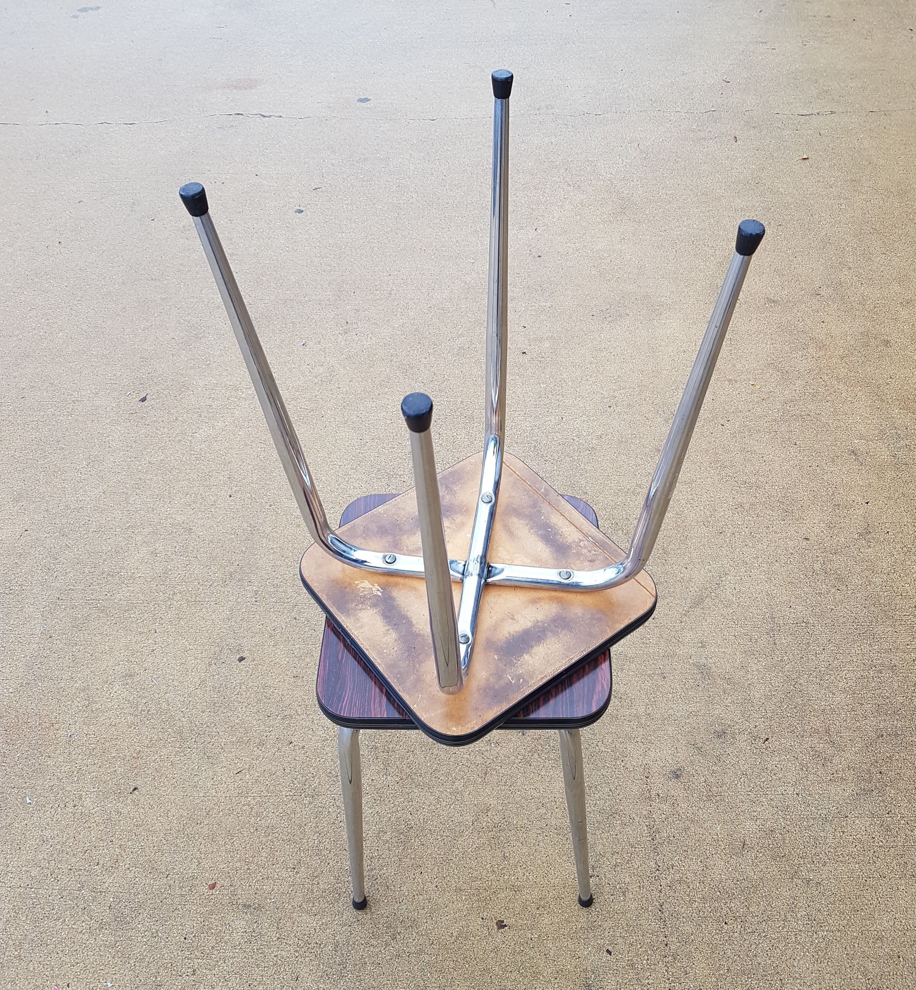 Lot de 2 tabourets formica, années 1970