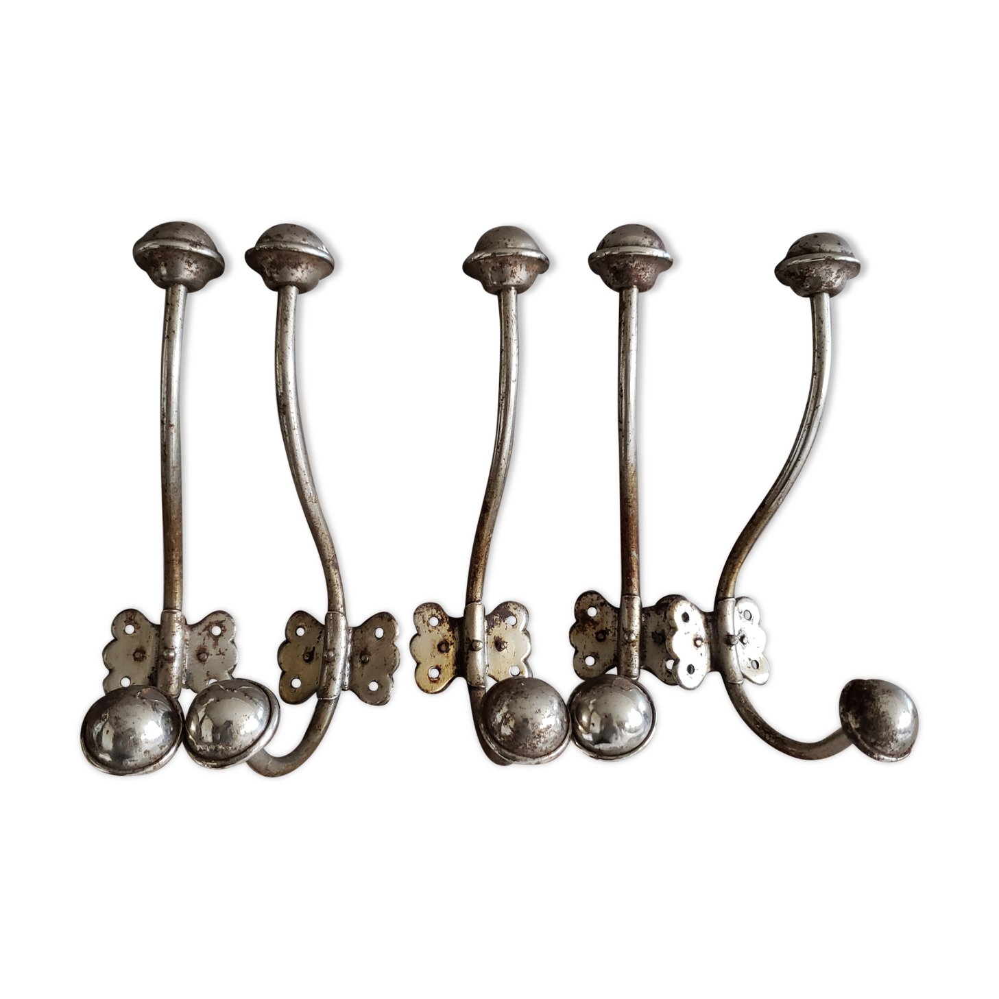 Set of 5 metal wall hooks