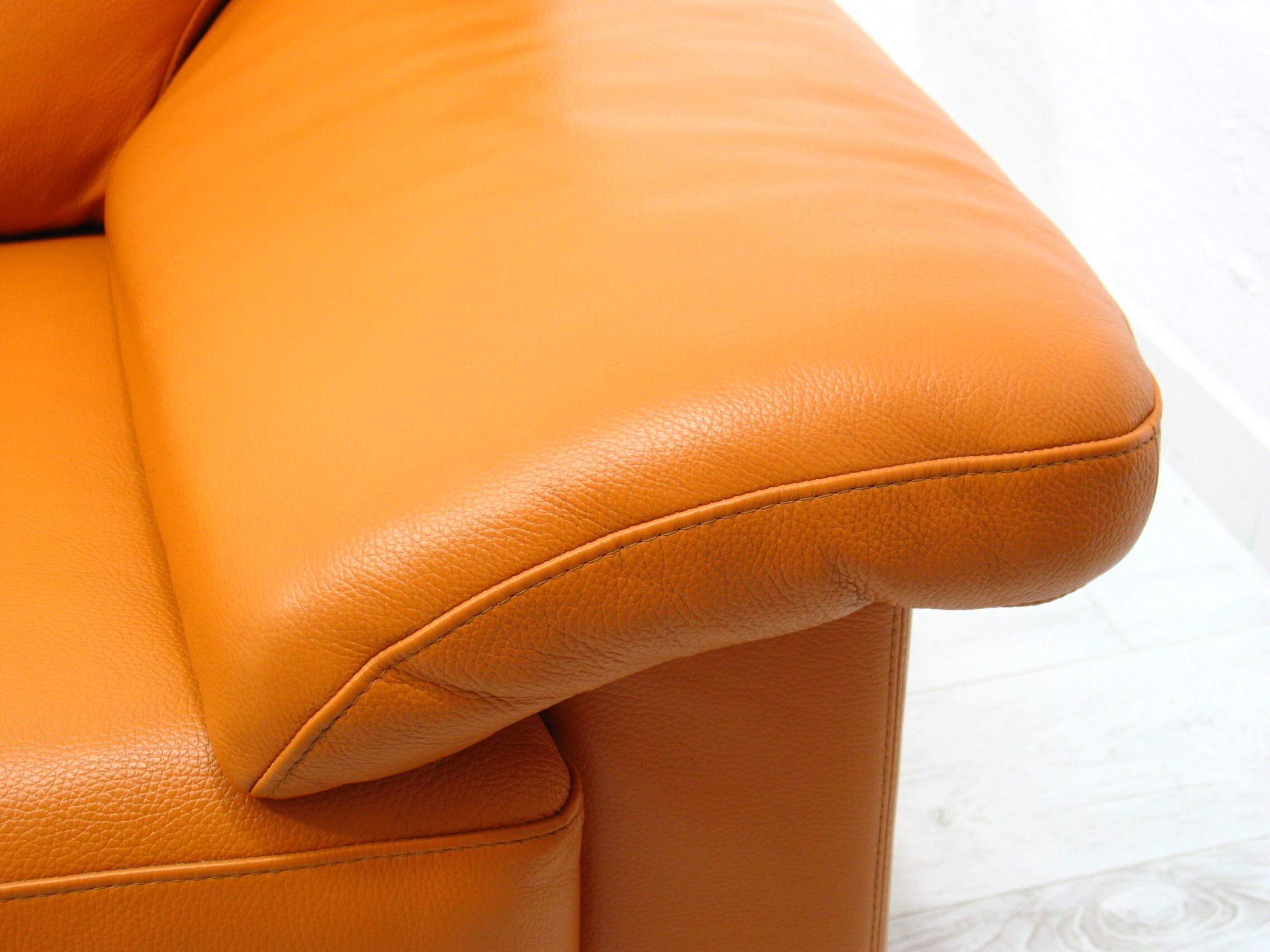 Leather sofa Willi Schillig 90s