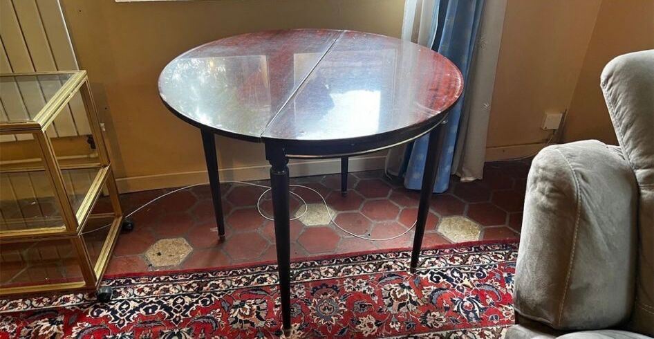 Table ronde louis xvi en acajou