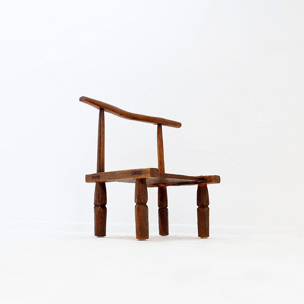 Traditional African hand-carved 'Baoulé' chair, 1920s