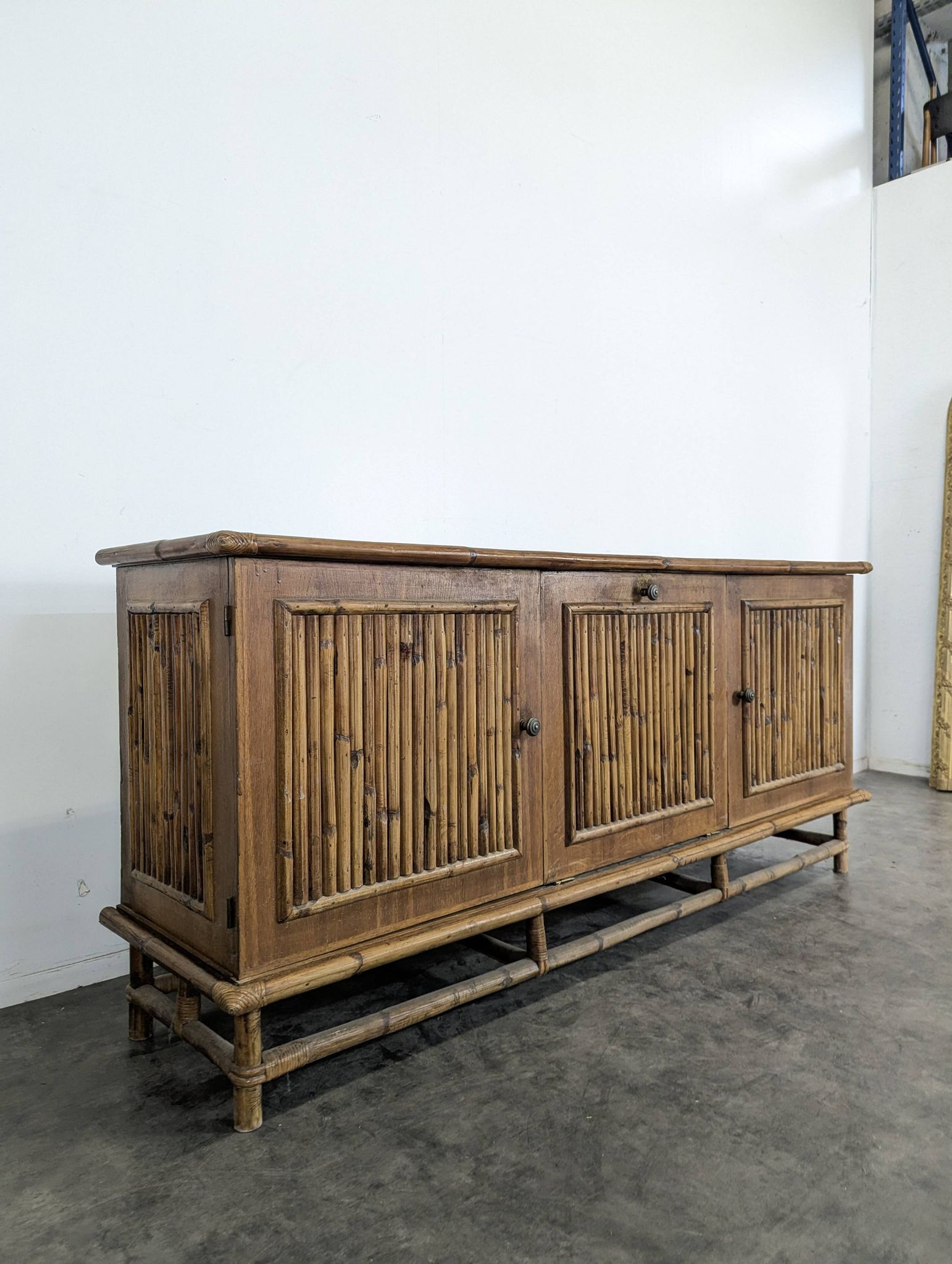 Enfilade en bambou fendu, années 60