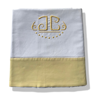 2-seater JC monogram sheet embroidered in yellow, yellow lapels day ladder