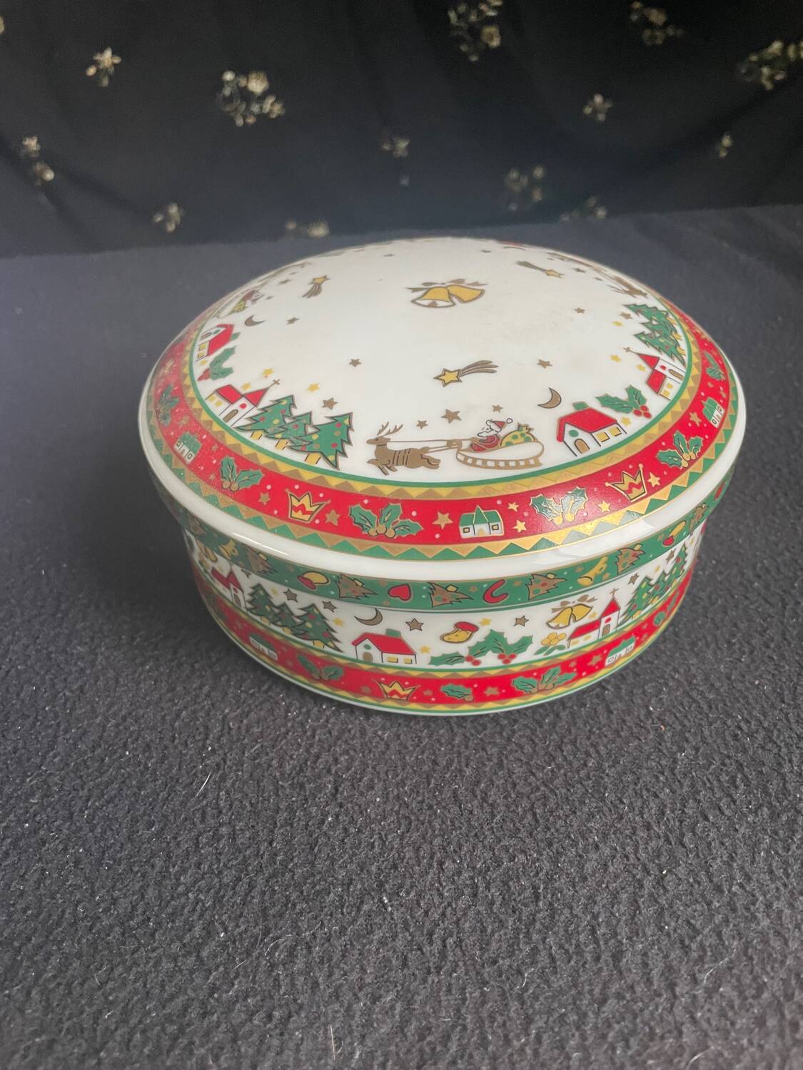 Original MAEBATA Japan - 1 "Merry Christmas" Candy Box