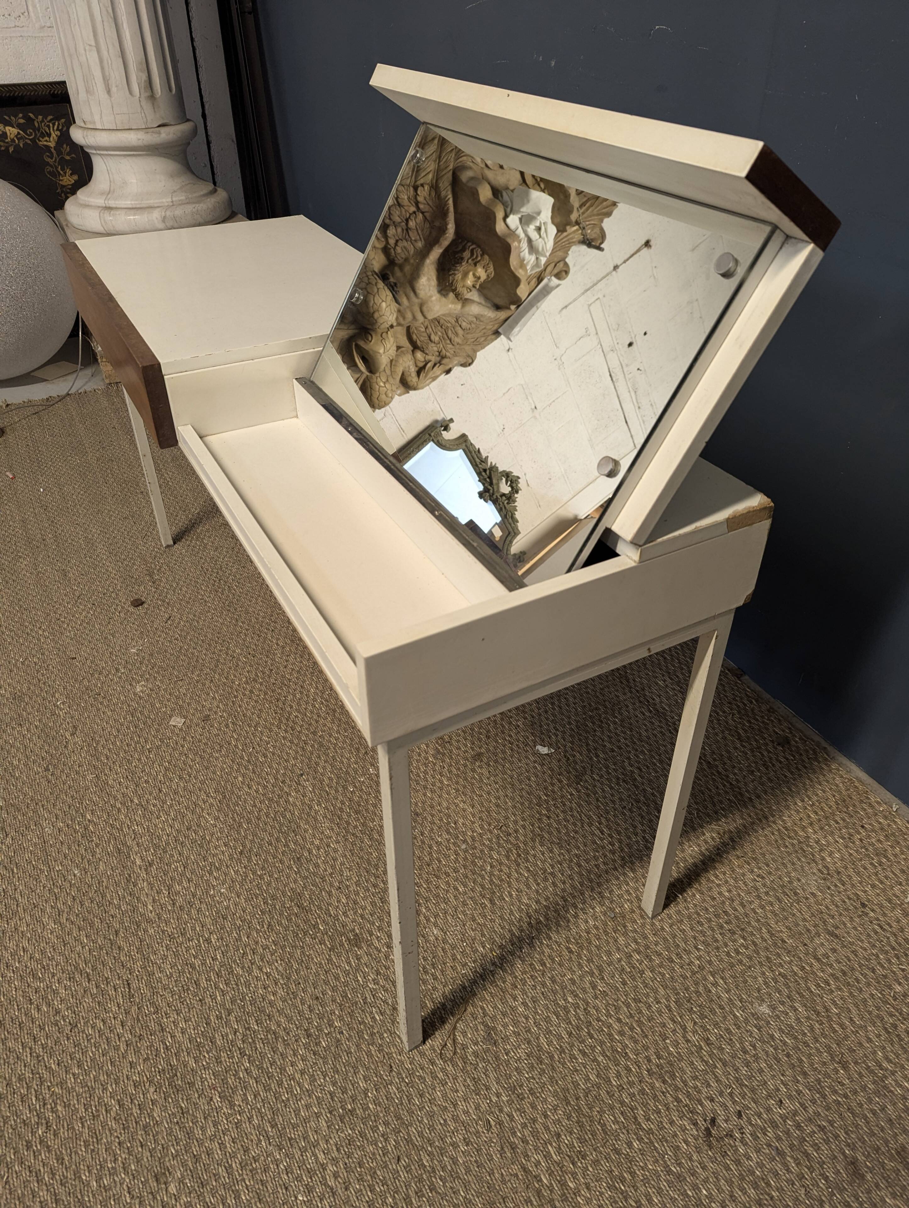 Interlübke dressing table console from the 70s