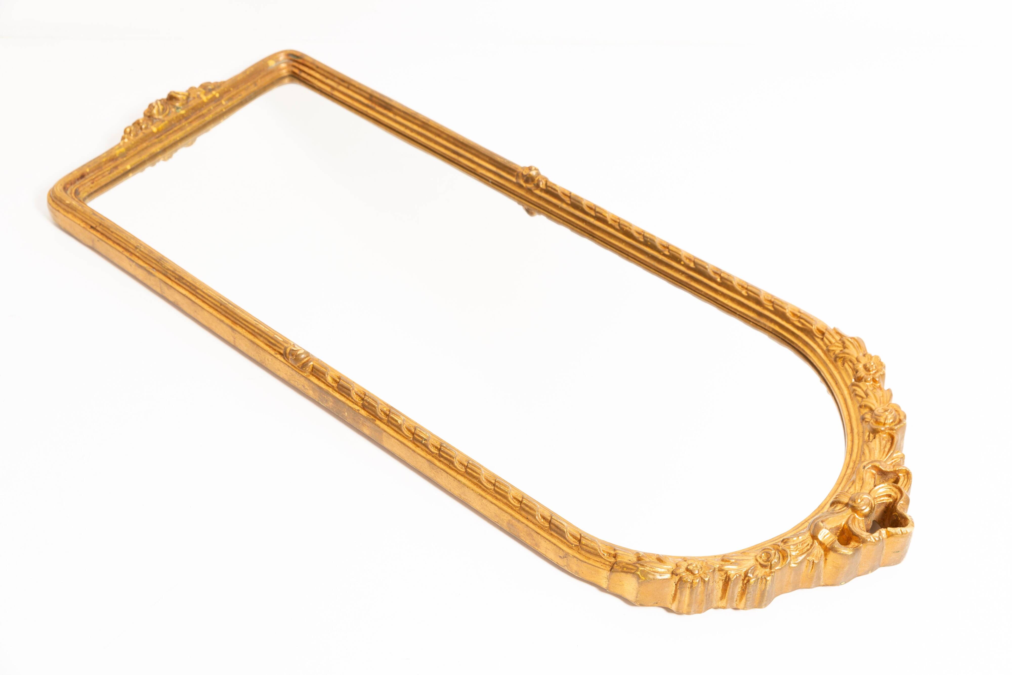 Miroir décoratif doré en bois, Italie, années 1960