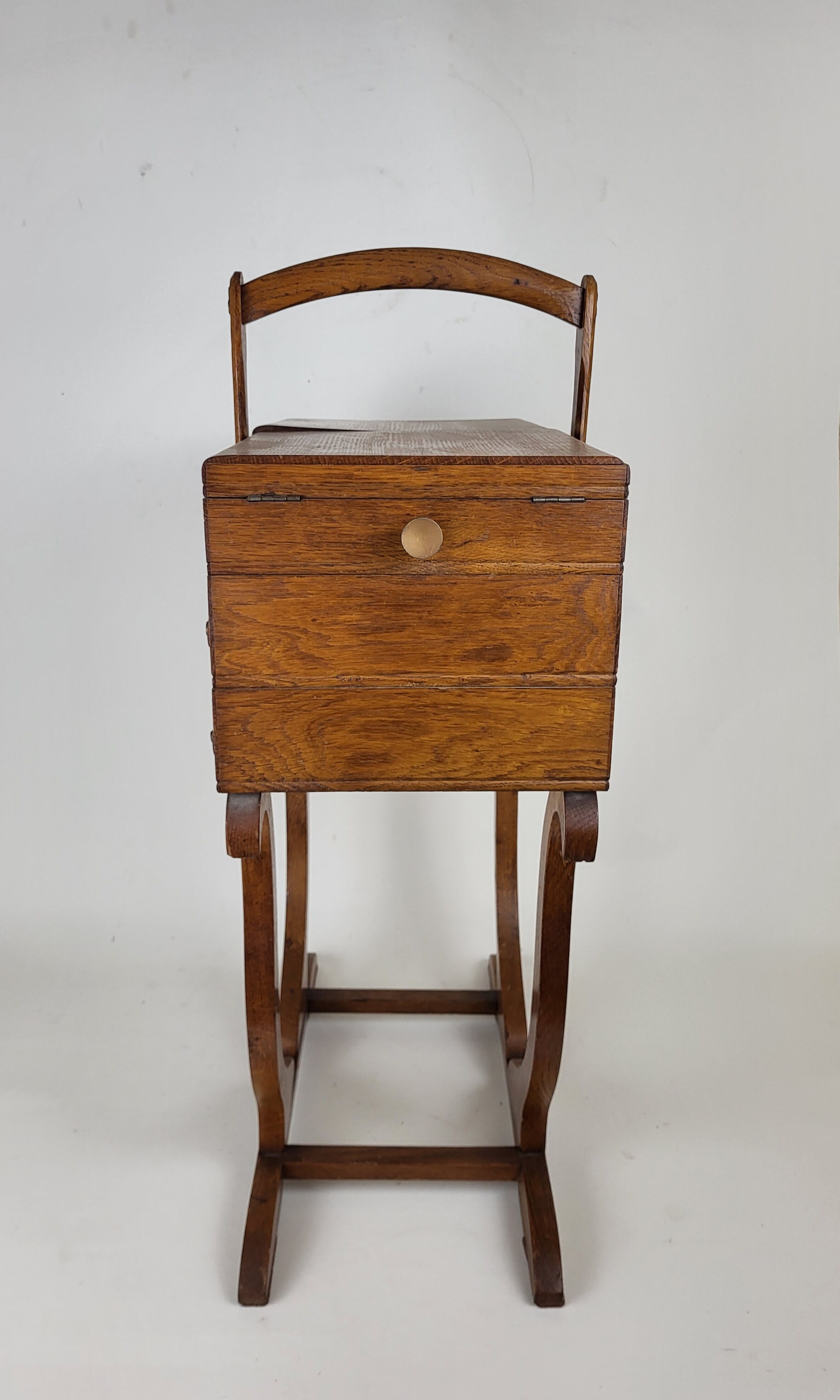 Worker on vintage wooden legs