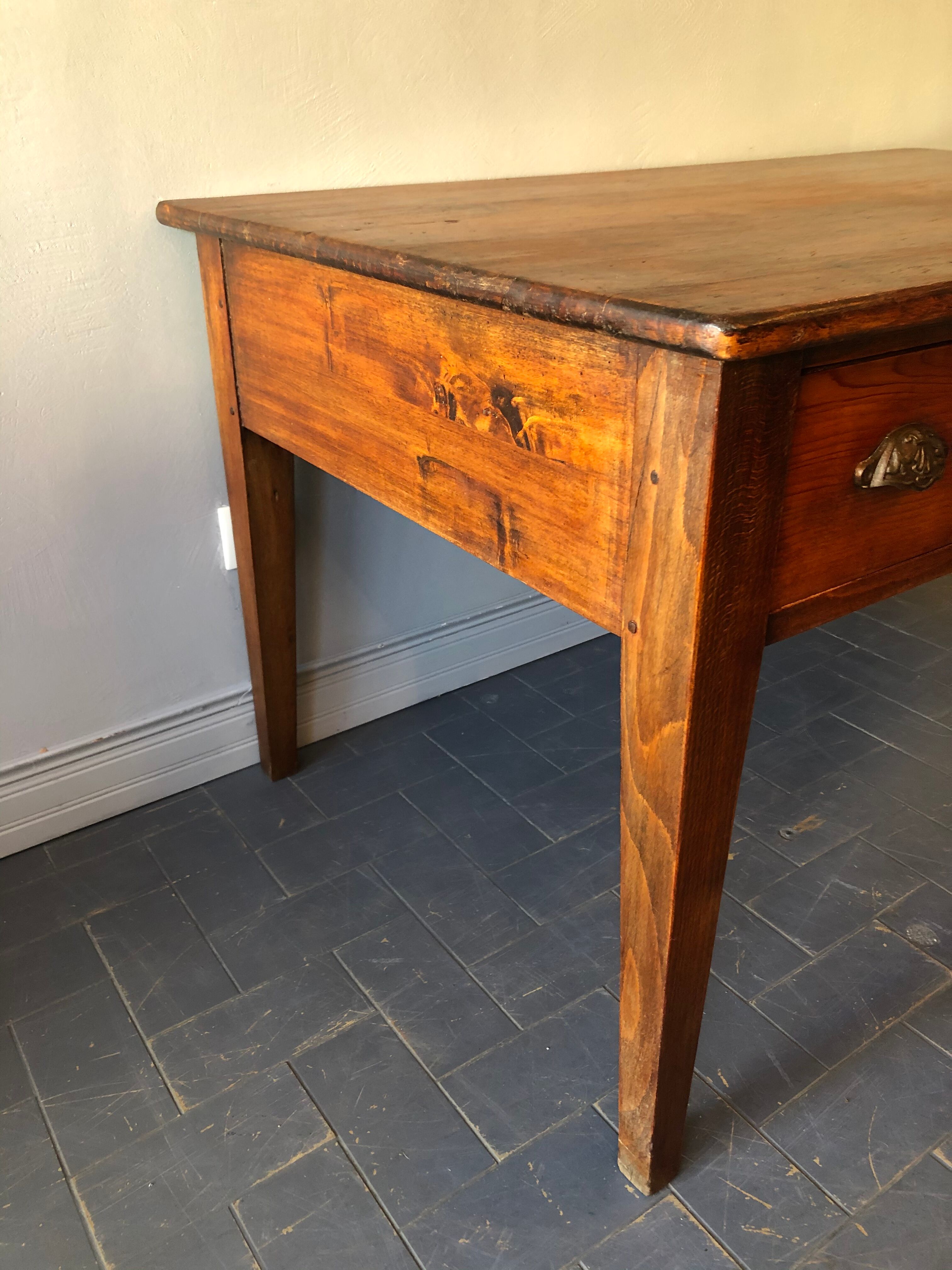 Bureau en chêne massif fin XIX ème