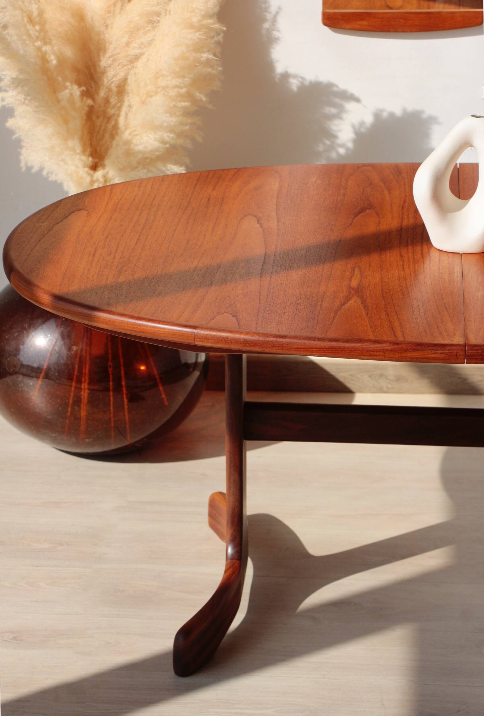 Oval dining table in teak – 6 to 8 people – Fresco model – G Plan