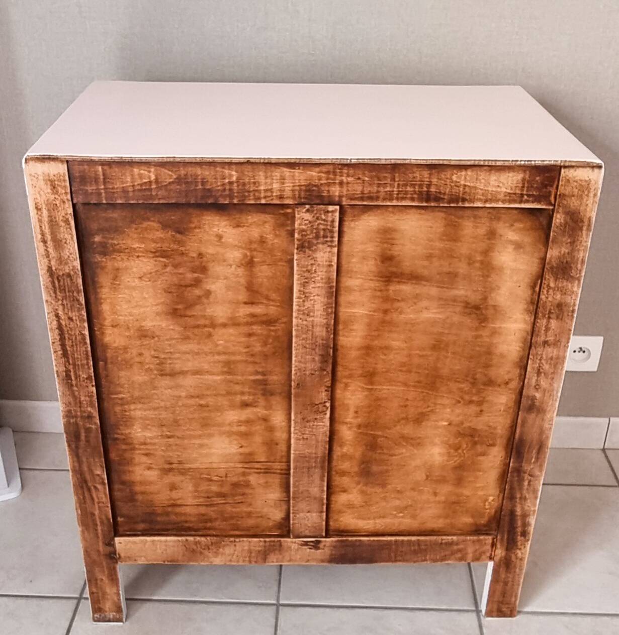 Art Deco chest of drawers