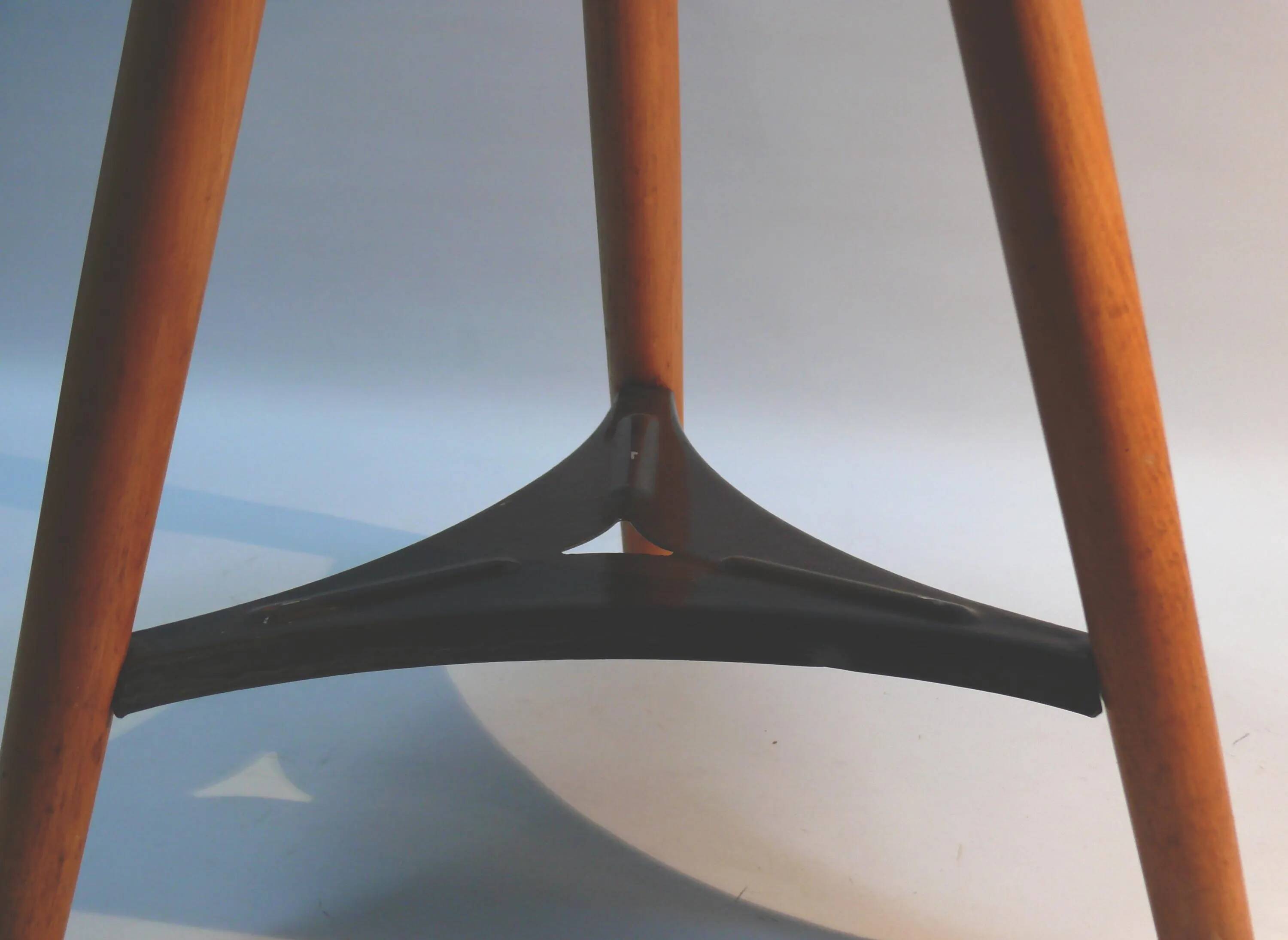 Massive workshop stool made of beech wood and metal - Mid Century