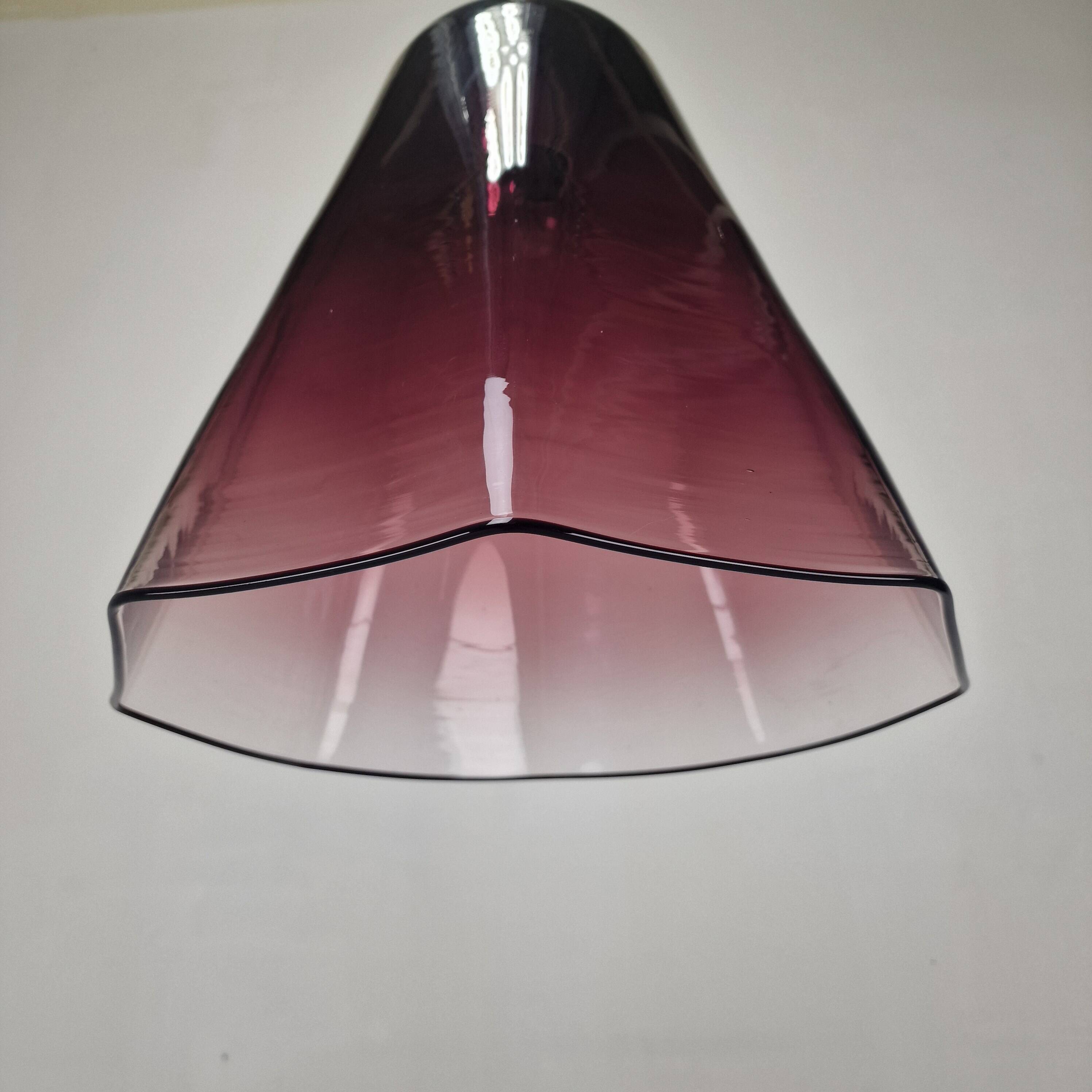 Italian Elegance – Leucos Pendant Light with Transparent Purple Murano Glas