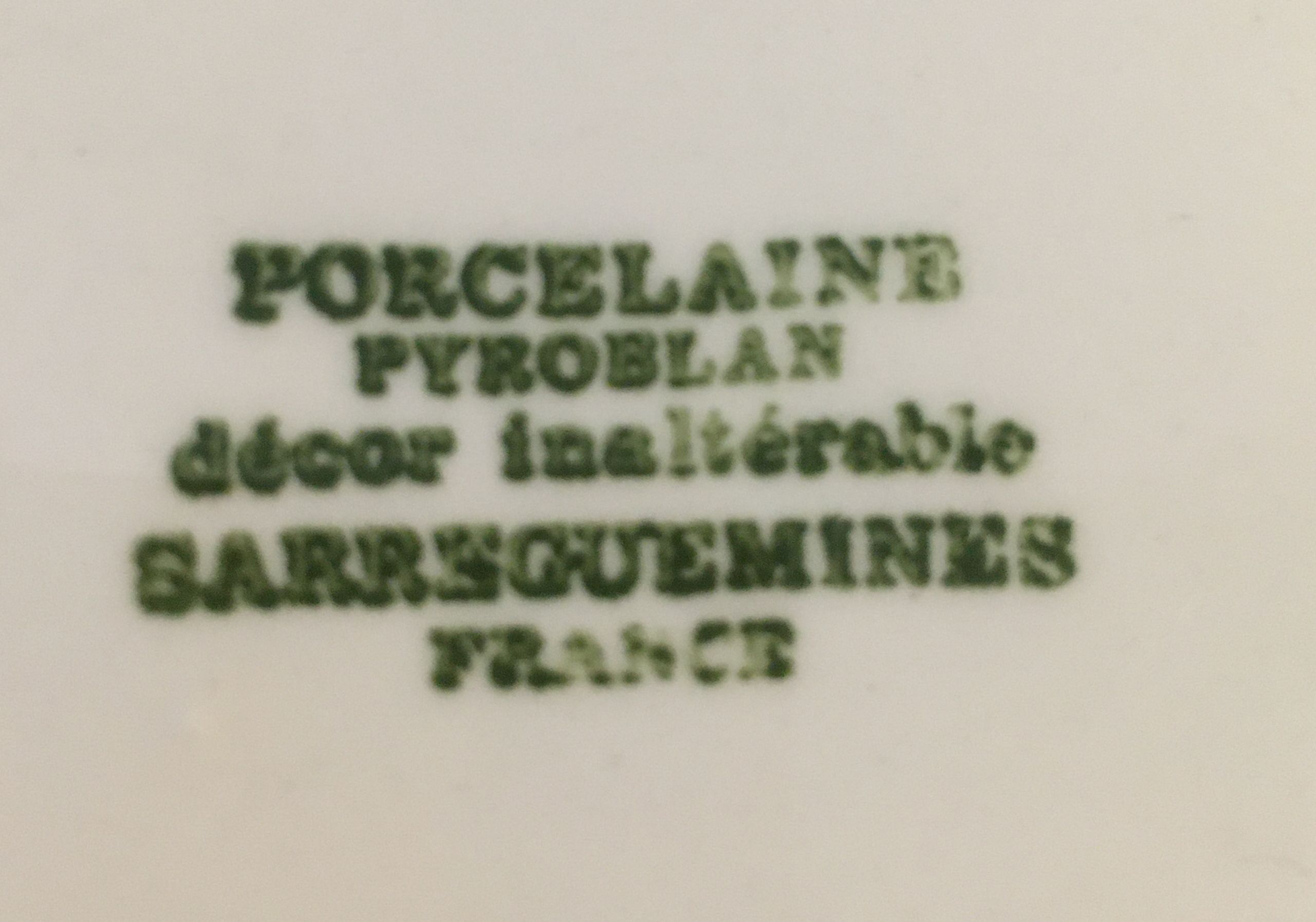 Sarreguemines porcelain dish Alsatian motif for decoration or collection