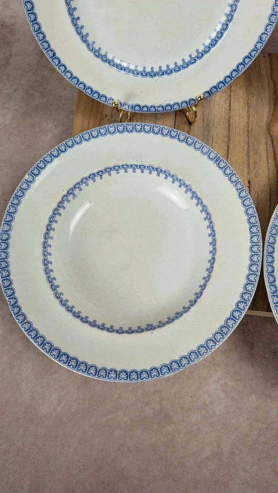 Set of 4 antique English plates – Etruscan Border model