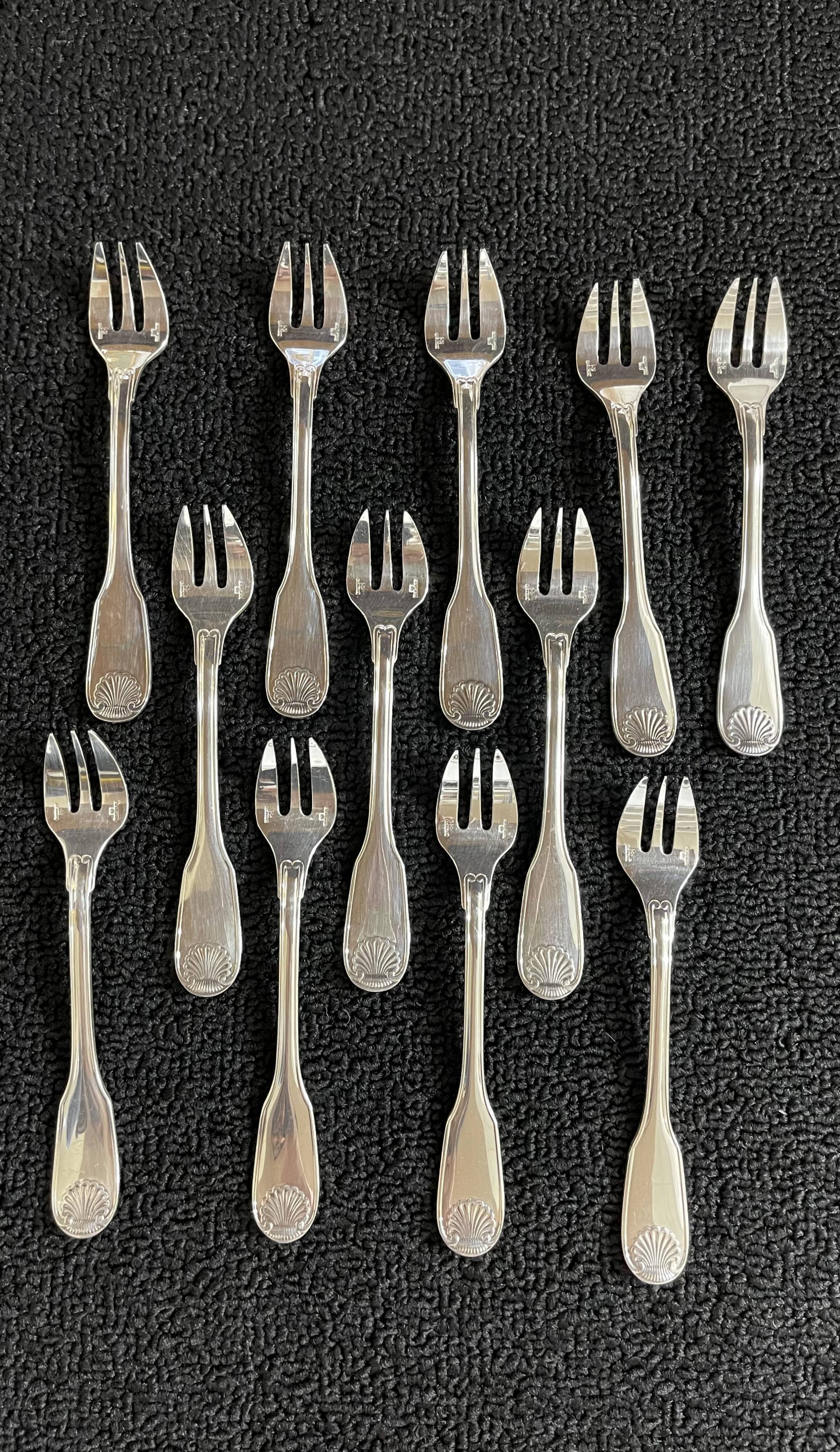 Christofle vendome 12 oyster forks silver metal